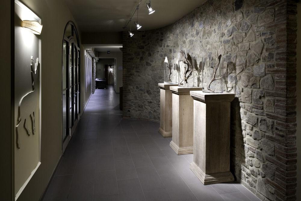 מונטאיונה Unahotels Palazzo Mannaioni Toscana מראה חיצוני תמונה