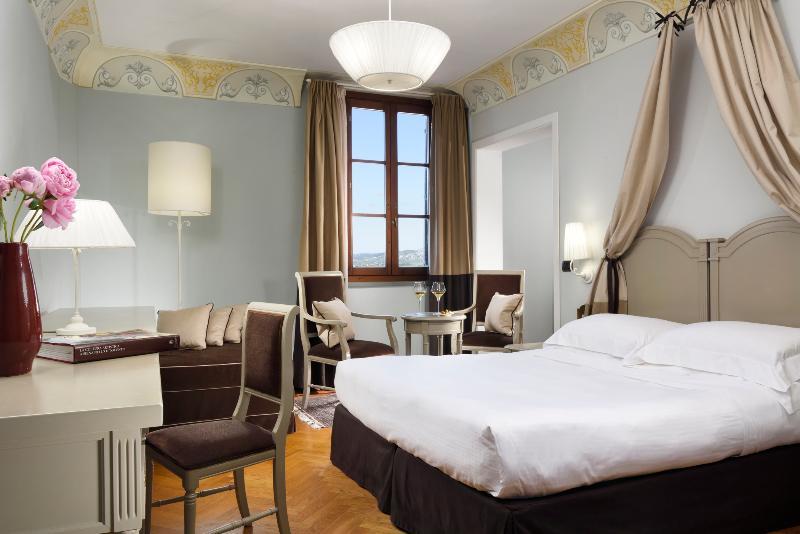 מונטאיונה Unahotels Palazzo Mannaioni Toscana מראה חיצוני תמונה